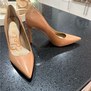 Sam Edelman Women's Tan Pumps